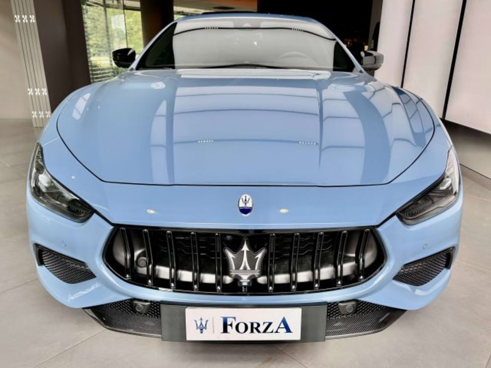 Maserati Ghibli nuova a Torino (2)
