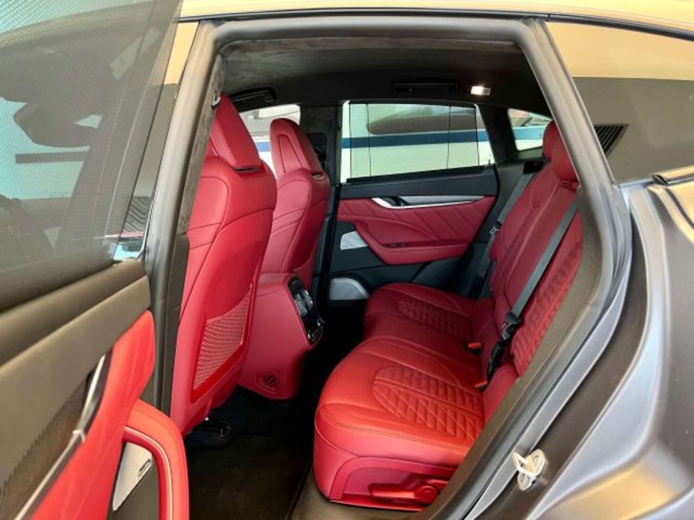 Maserati Levante usata a Torino (11)