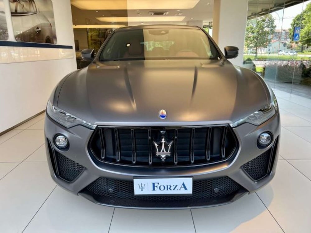 Maserati Levante usata a Torino (2)