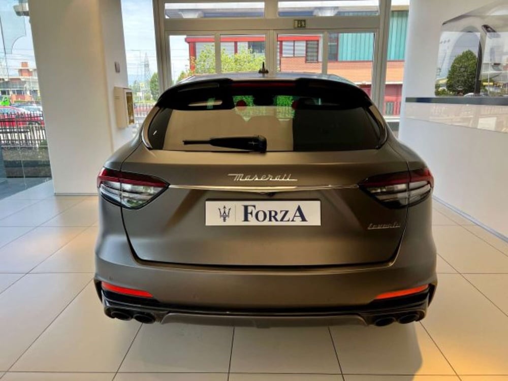 Maserati Levante usata a Torino (7)