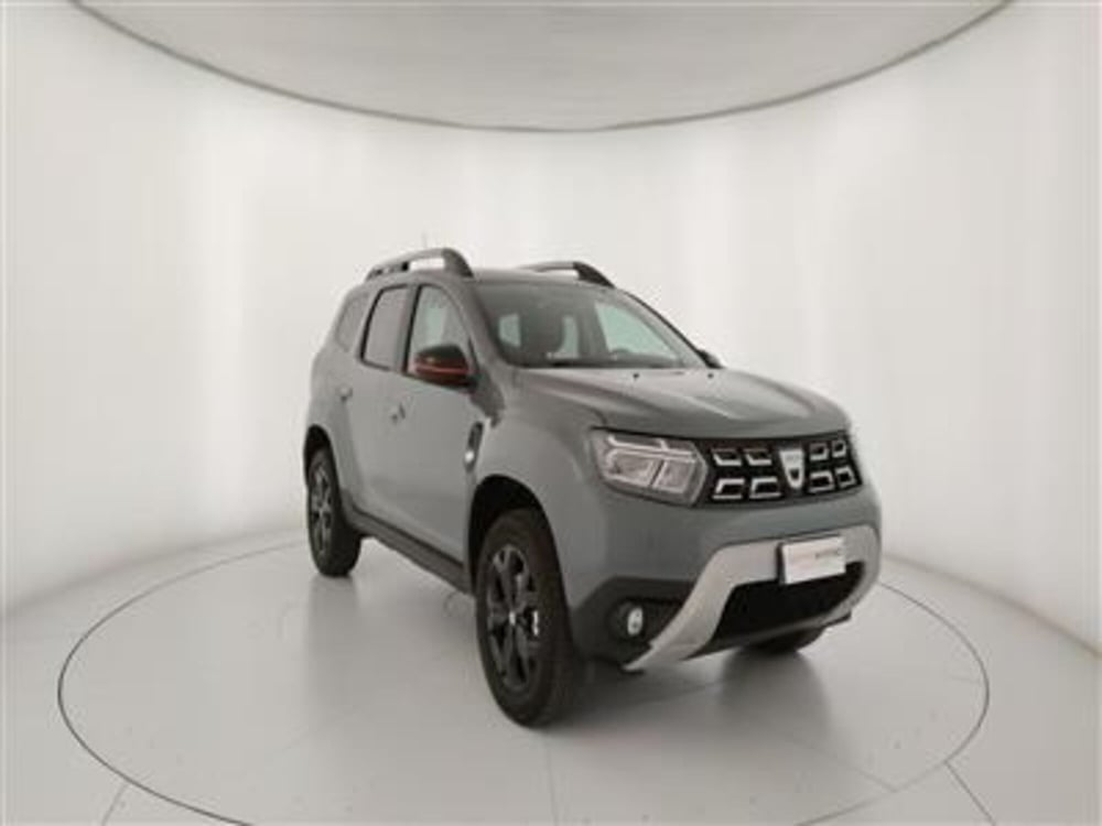 Dacia Duster usata a Bari (11)
