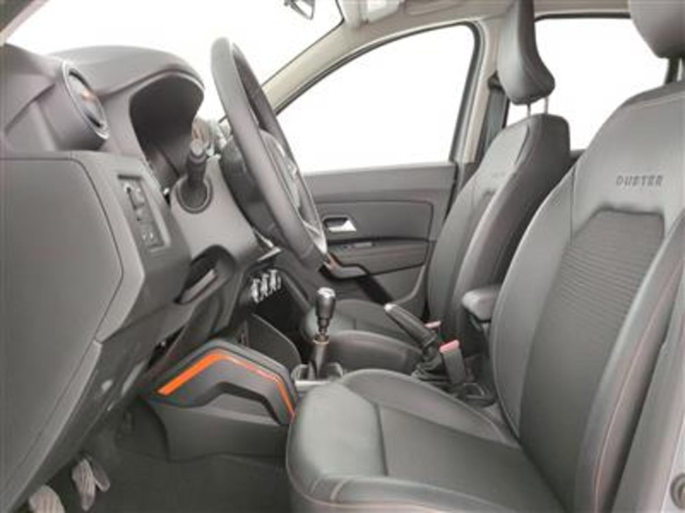 Dacia Duster usata a Bari (13)