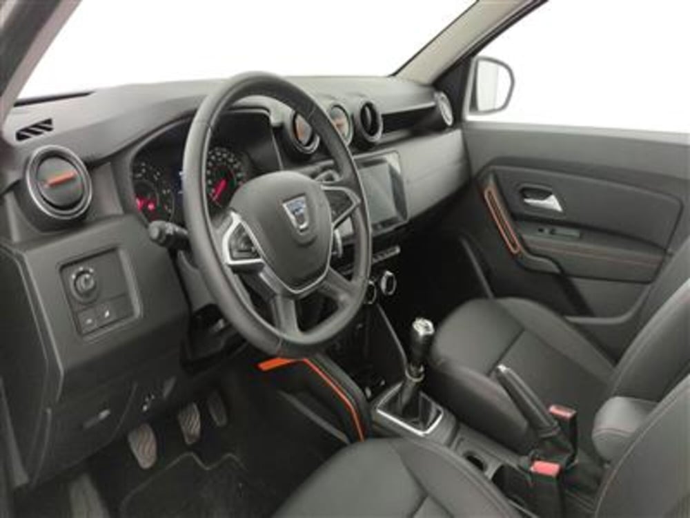 Dacia Duster usata a Bari (14)