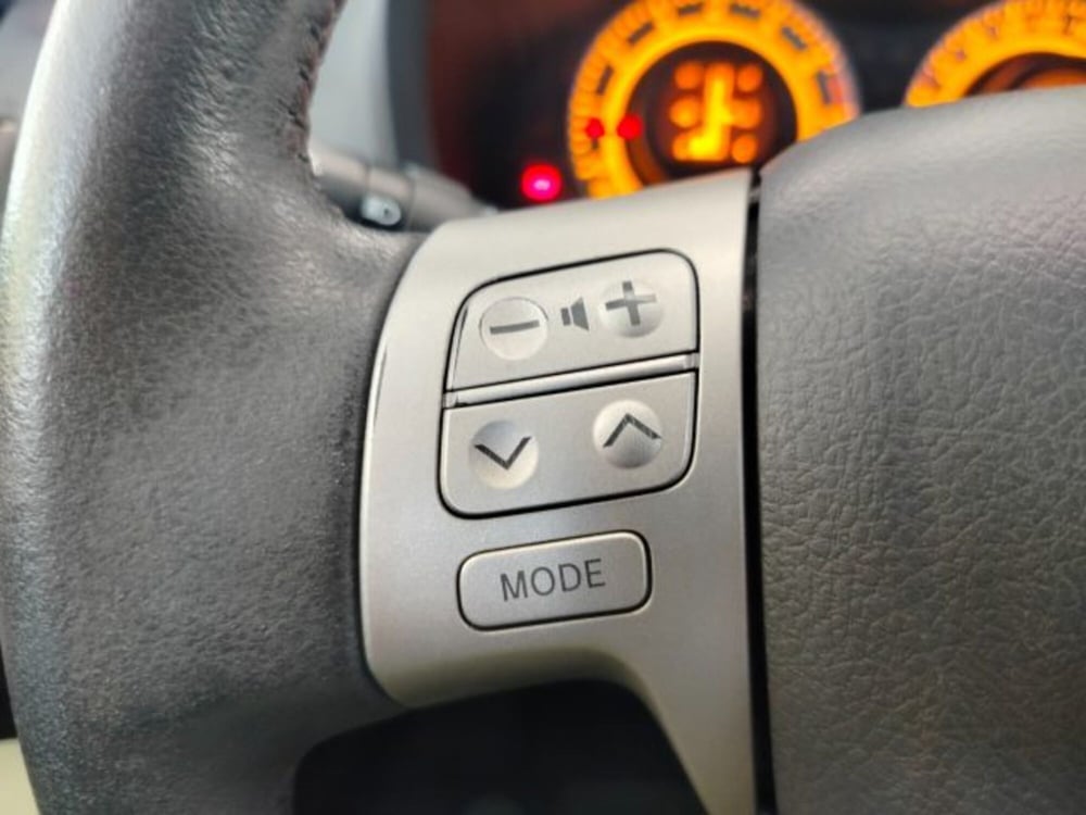 Toyota Auris usata a Oristano (16)