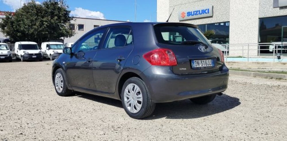 Toyota Auris usata a Oristano (5)