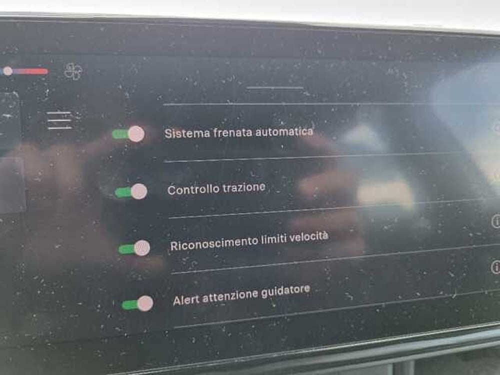 Jeep Avenger usata a Varese (2)