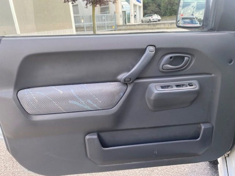 Suzuki Jimny usata a Cuneo (15)