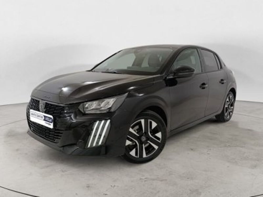Peugeot 208 nuova a Milano