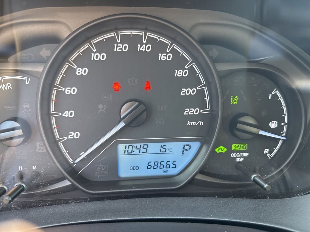 Toyota Yaris usata a Piacenza (9)