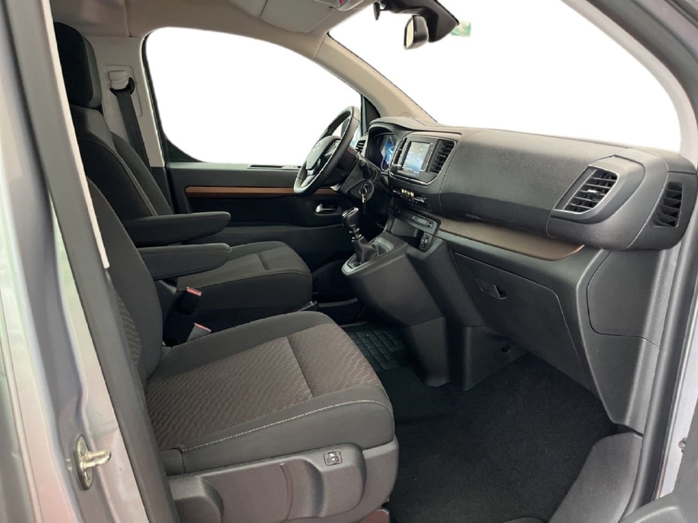 Toyota Proace Verso usata a Torino (10)