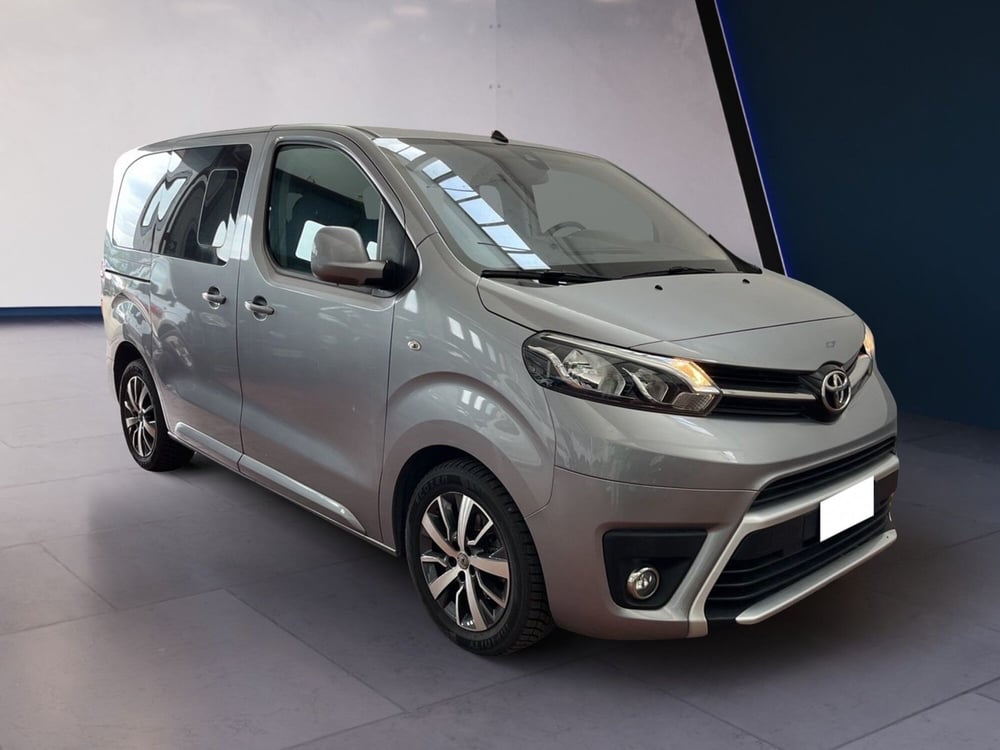 Toyota Proace Verso usata a Torino (3)