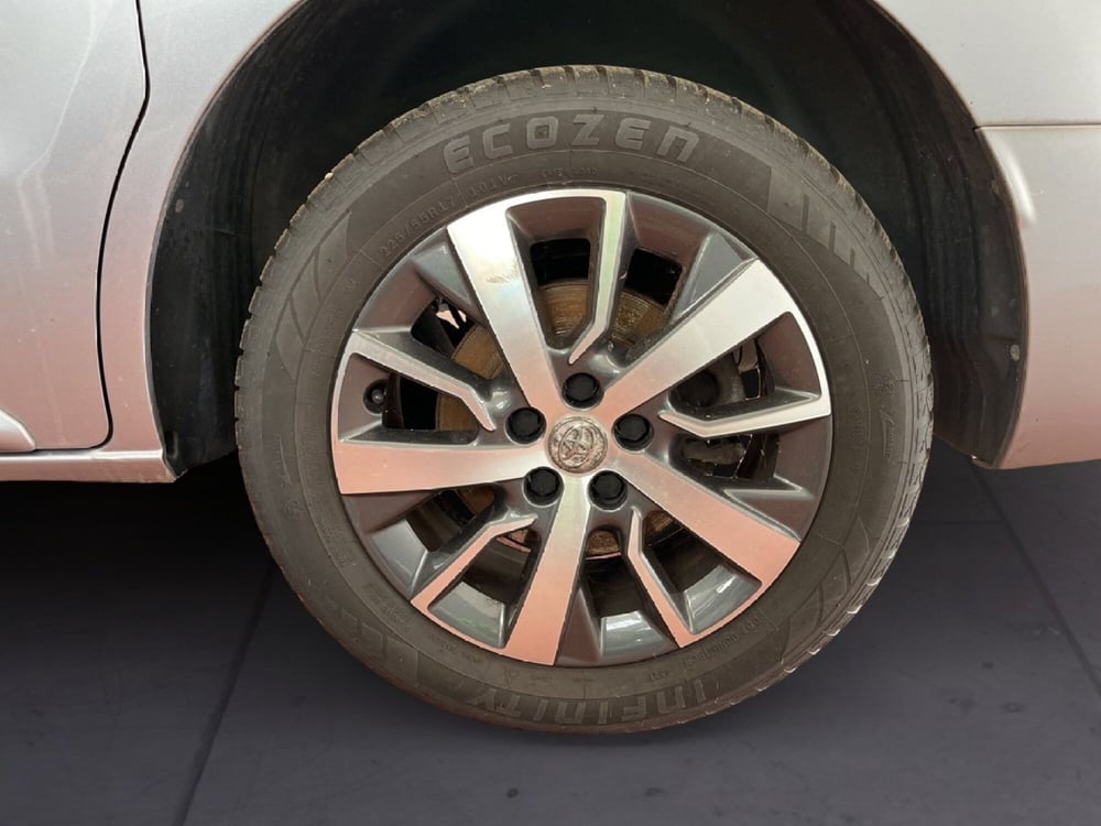 Toyota Proace Verso usata a Torino (8)