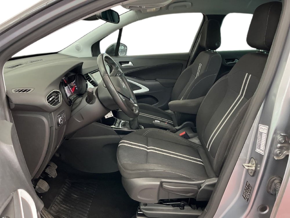 Opel Crossland X usata a Torino (10)