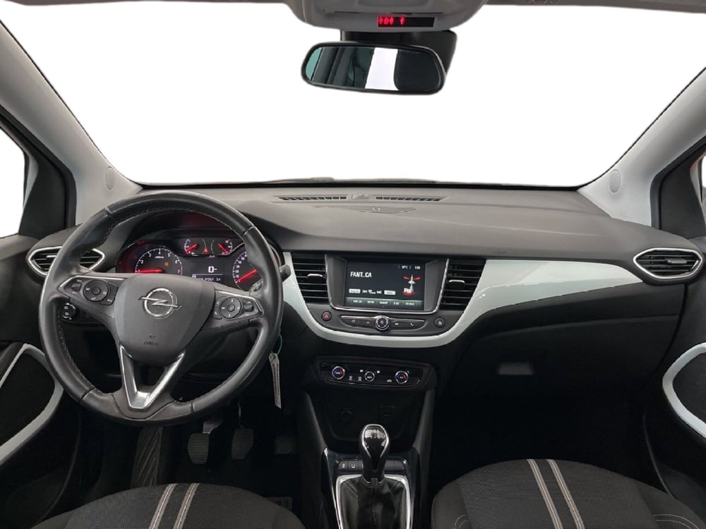 Opel Crossland X usata a Torino (11)