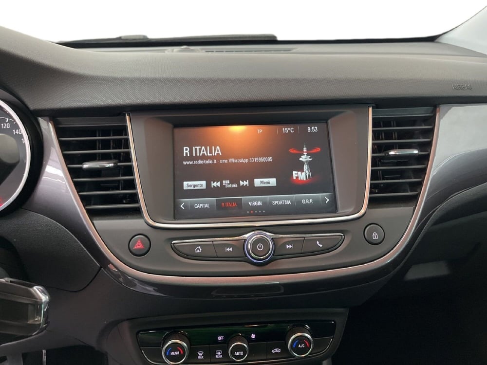 Opel Crossland X usata a Torino (12)
