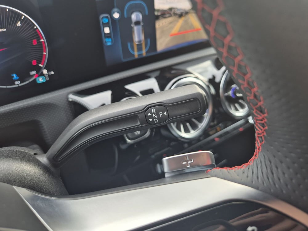 Mercedes-Benz CLA Shooting Brake usata  (10)