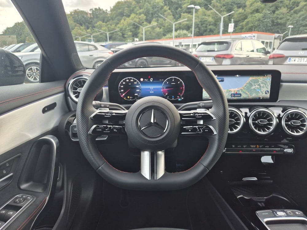 Mercedes-Benz CLA Shooting Brake usata  (19)