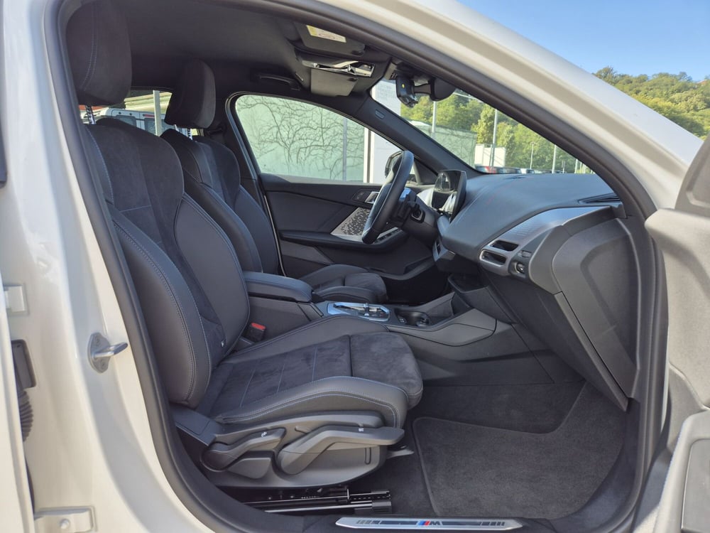 BMW Serie 1 nuova a Genova (9)