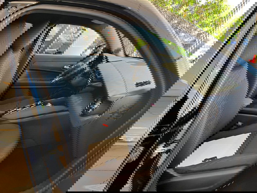 Alfa Romeo Junior nuova a Milano (13)