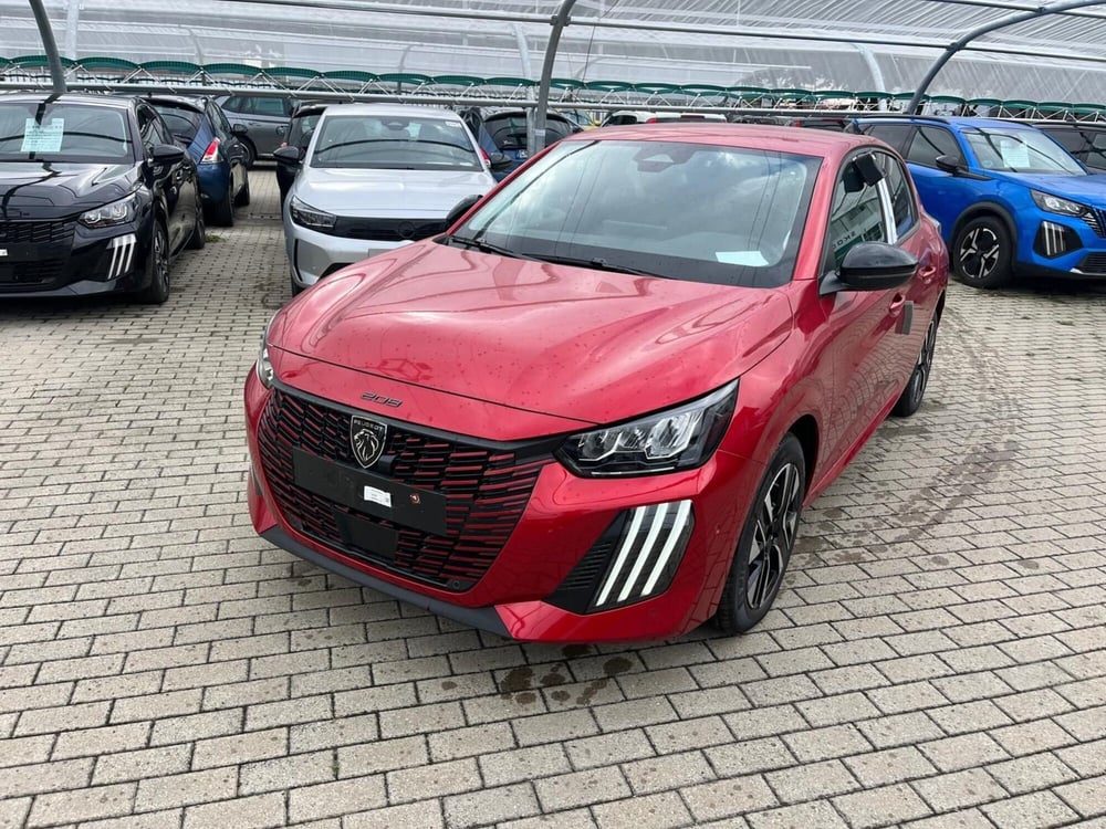 Peugeot 208 nuova a Milano