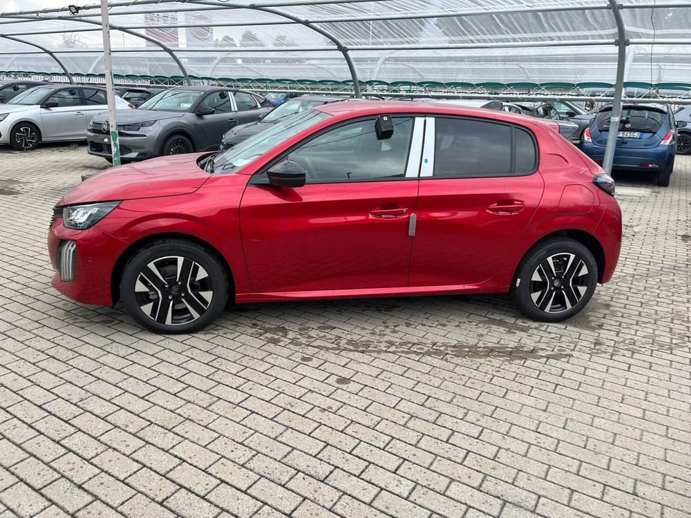 Peugeot 208 nuova a Milano (5)
