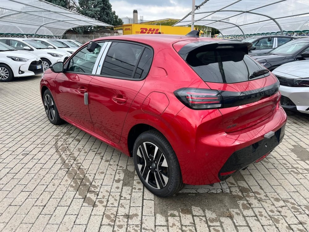 Peugeot 208 nuova a Milano (7)