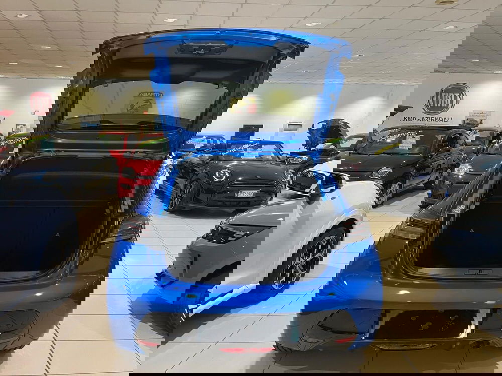 Peugeot 208 nuova a Milano (8)