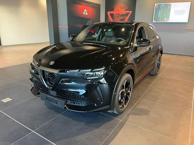 Alfa Romeo Junior 1.2 ibrida 145cv edct6 nuova a Milano
