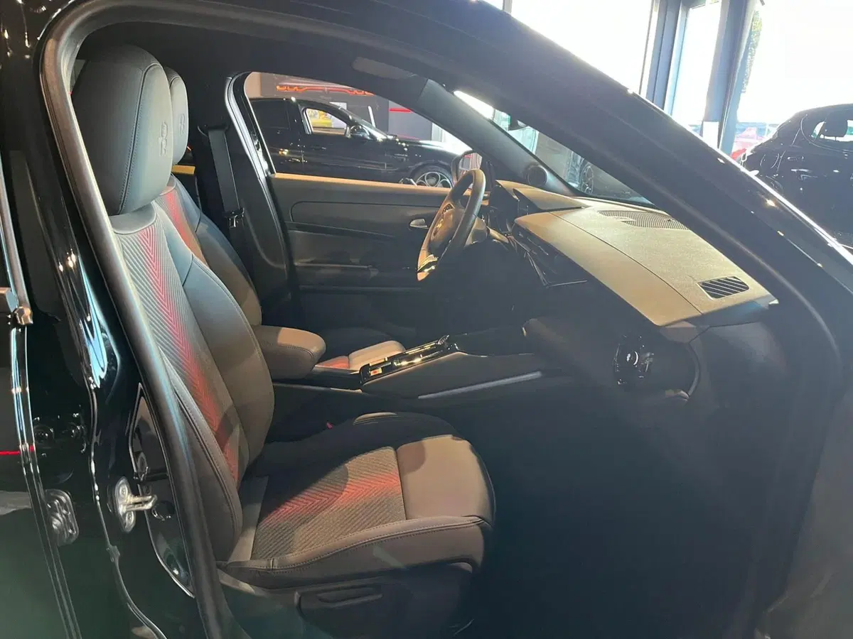 Alfa Romeo Junior nuova a Milano (13)