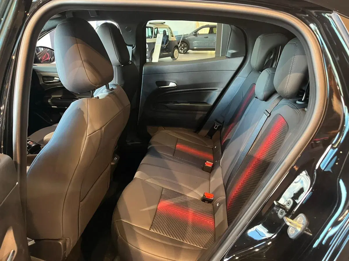 Alfa Romeo Junior nuova a Milano (14)