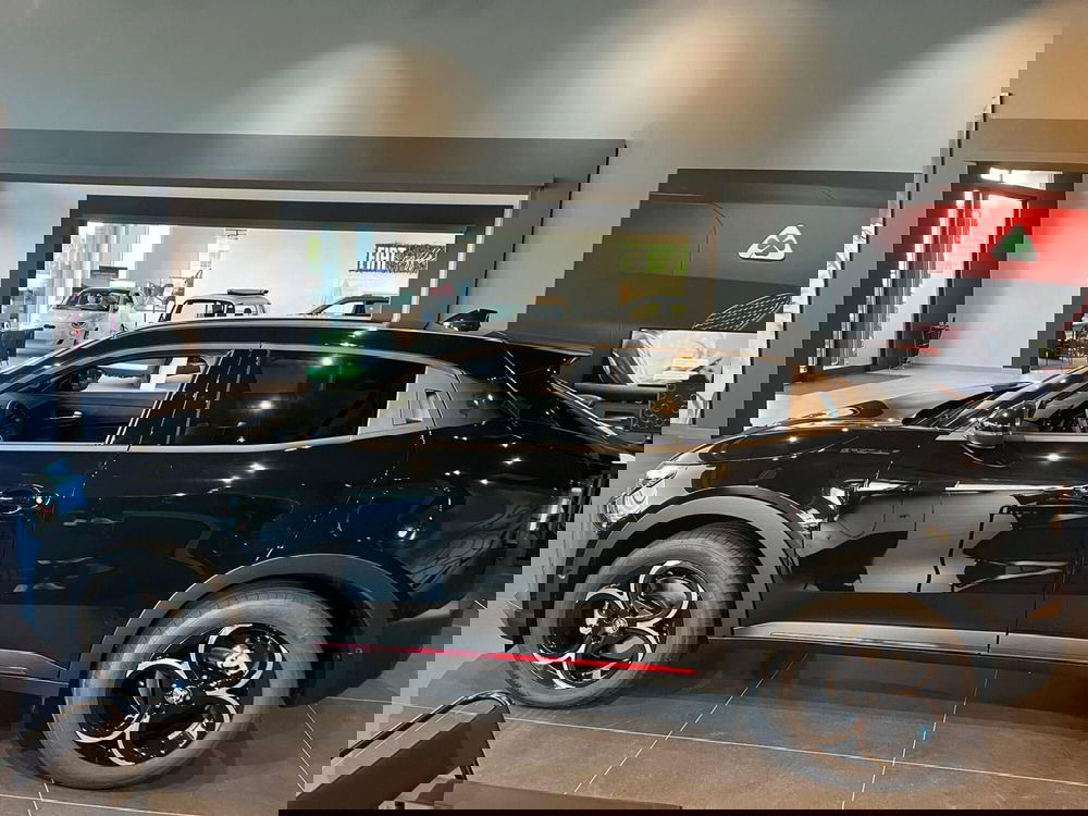 Alfa Romeo Junior nuova a Milano (5)