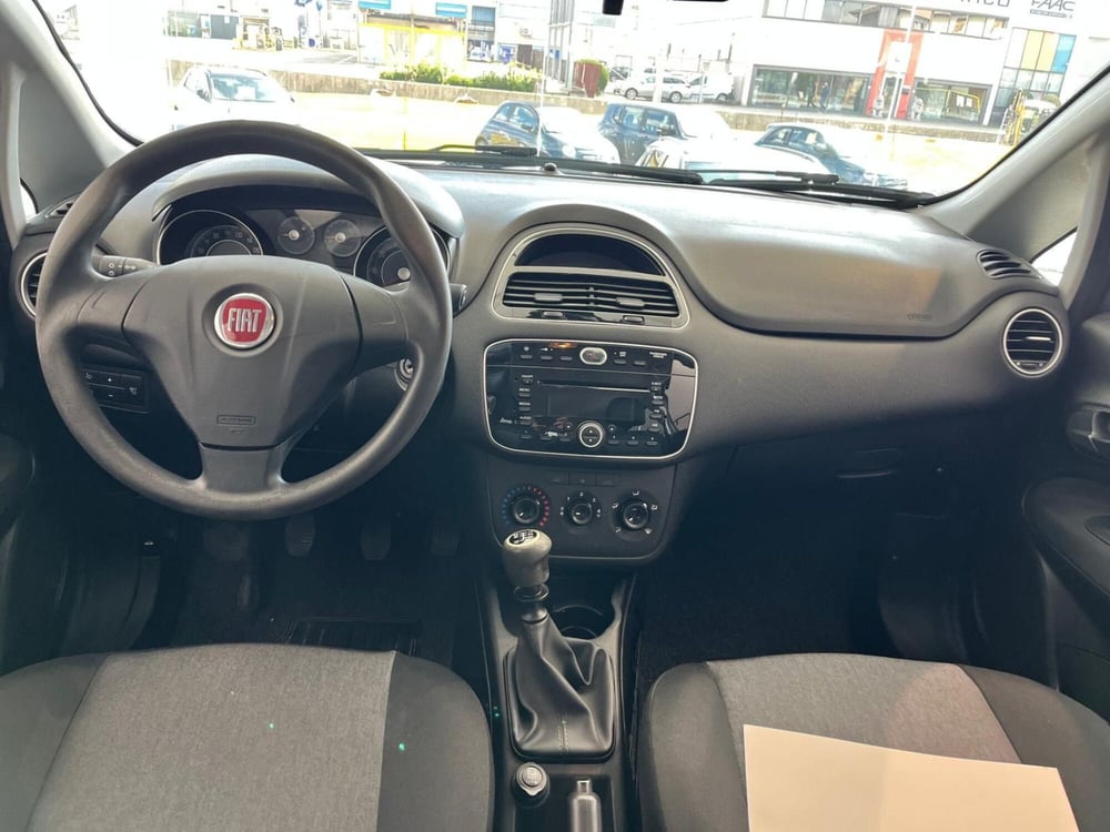 Fiat Punto usata a Milano (15)