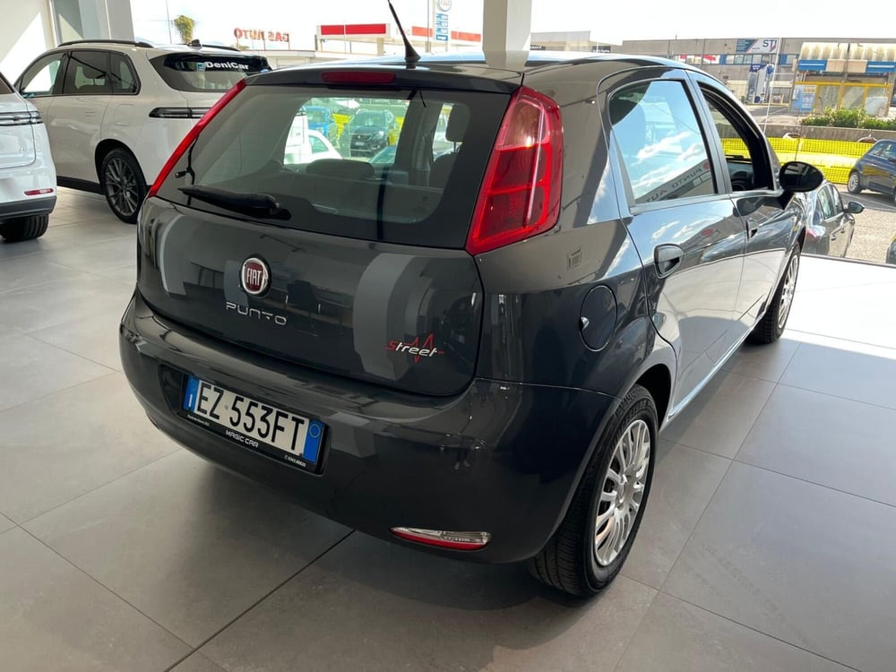 Fiat Punto usata a Milano (7)
