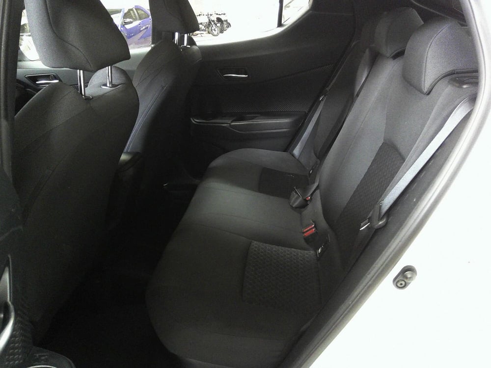 Toyota Toyota C-HR usata a Treviso (11)