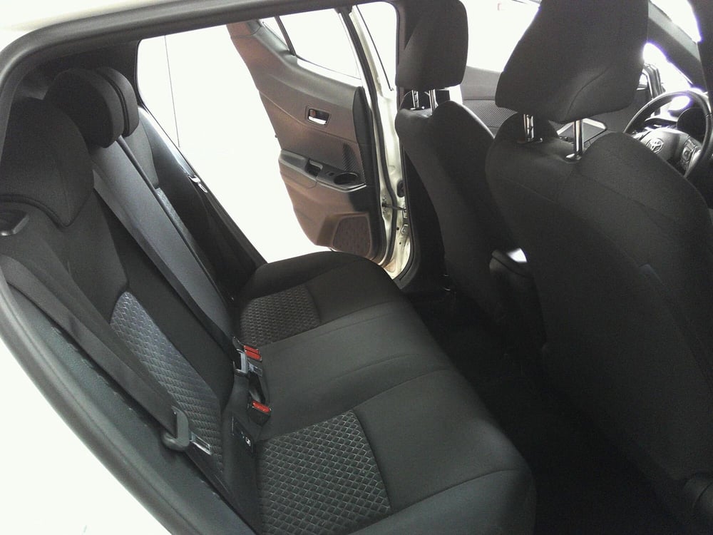 Toyota Toyota C-HR usata a Treviso (12)