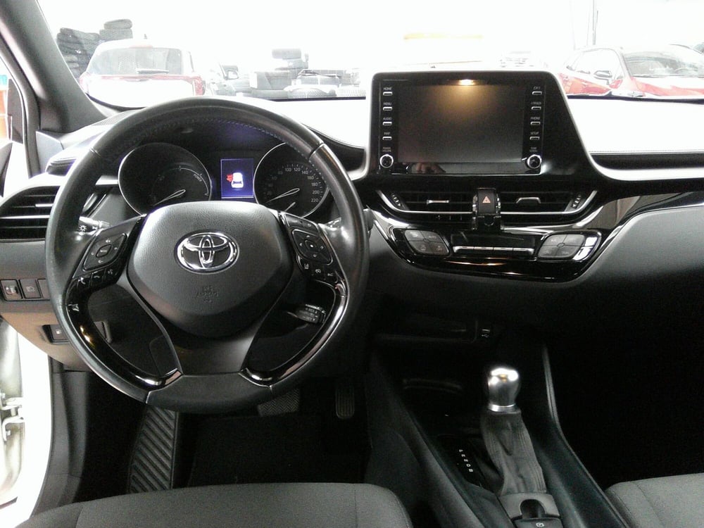 Toyota Toyota C-HR usata a Treviso (15)