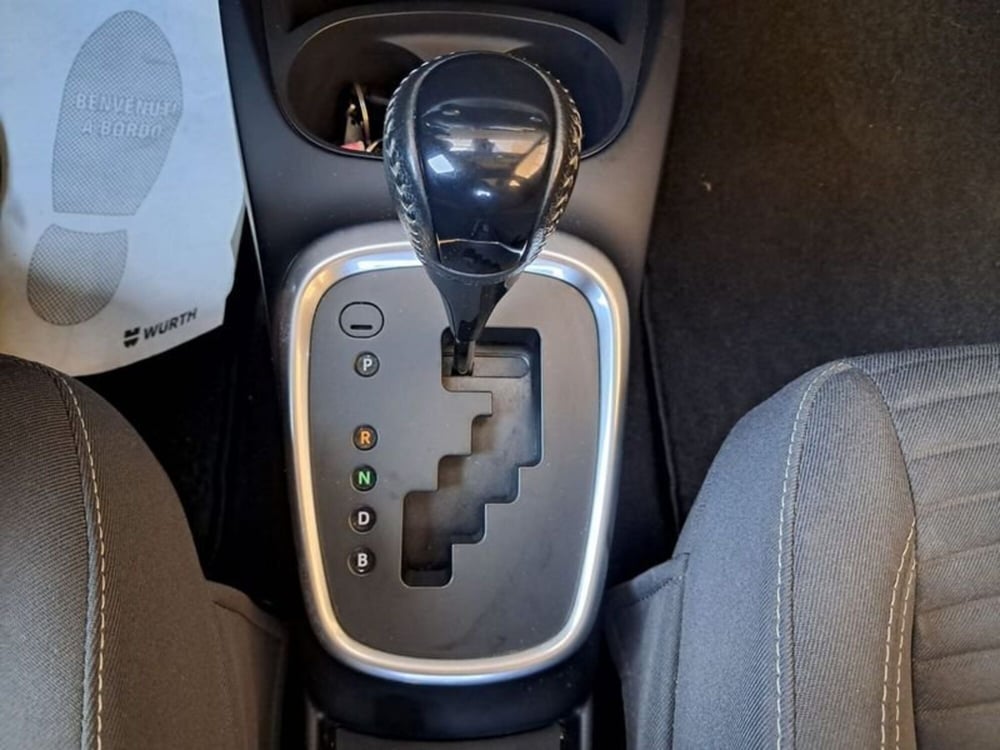 Toyota Yaris usata a Cagliari (20)
