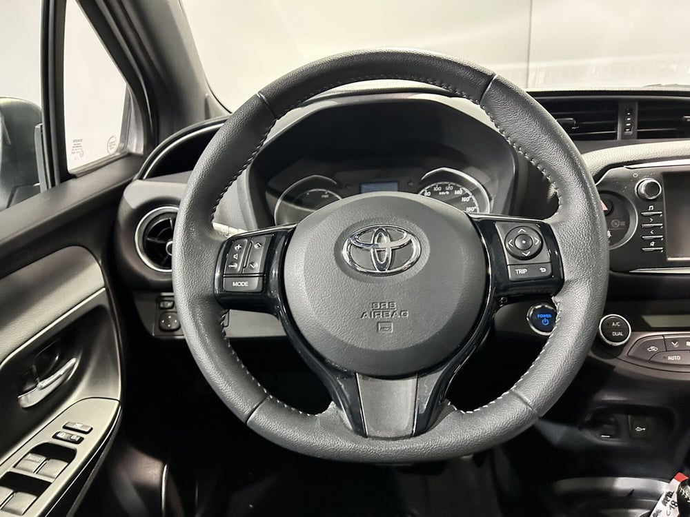 Toyota Yaris usata a Milano (10)