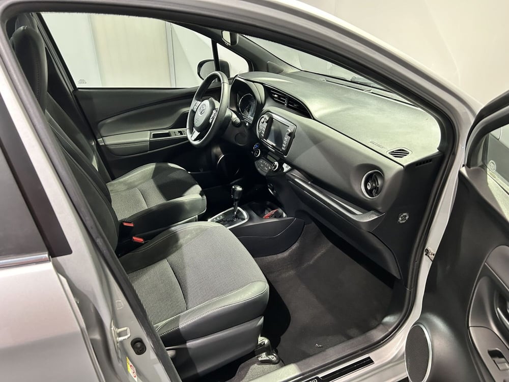Toyota Yaris usata a Milano (6)