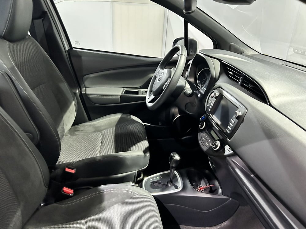 Toyota Yaris usata a Milano (7)