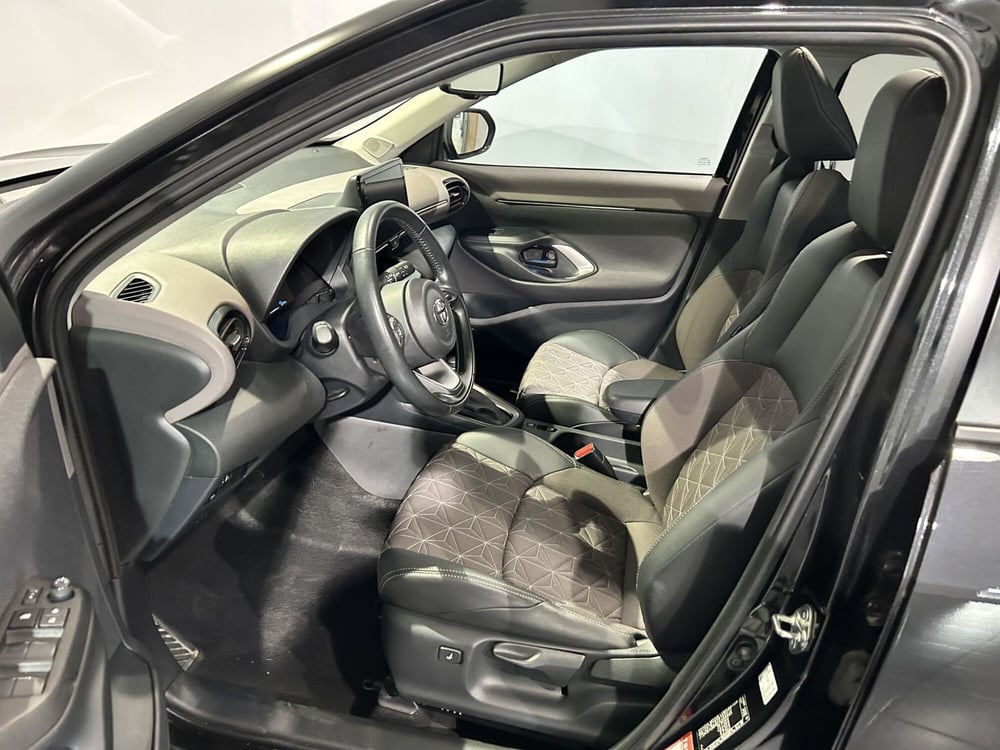 Toyota Yaris Cross usata a Milano (12)