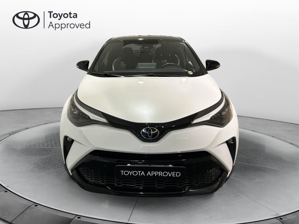 Toyota Toyota C-HR usata a Milano (5)