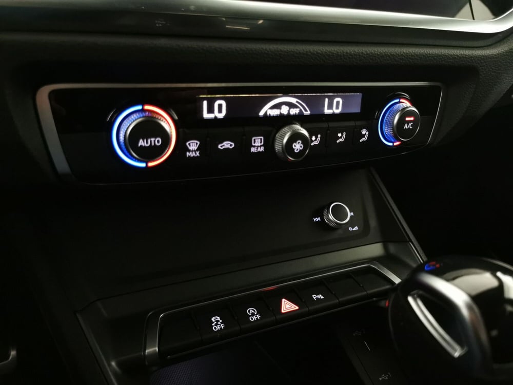 Audi Q3 Sportback usata a Chieti (17)