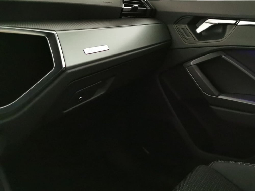 Audi Q3 Sportback usata a Chieti (19)