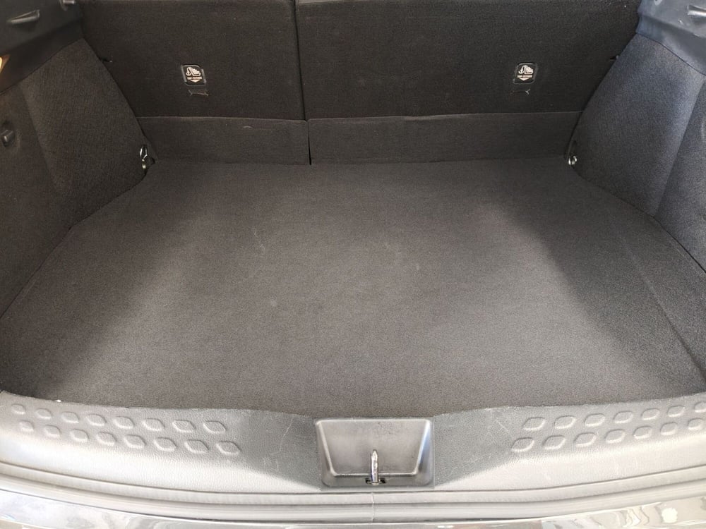 Toyota Toyota C-HR usata a Frosinone (13)