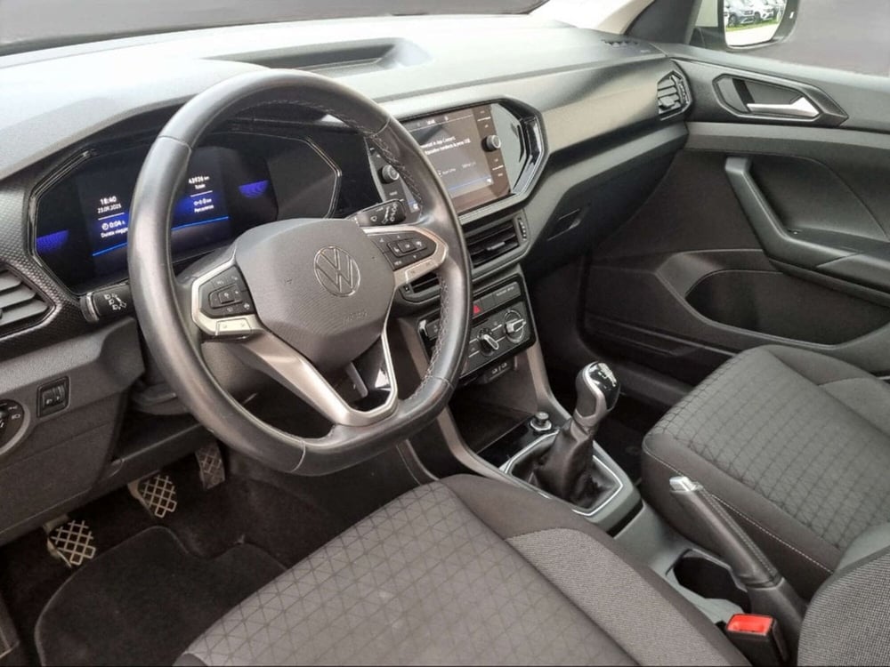 Volkswagen T-Cross usata a Livorno (13)