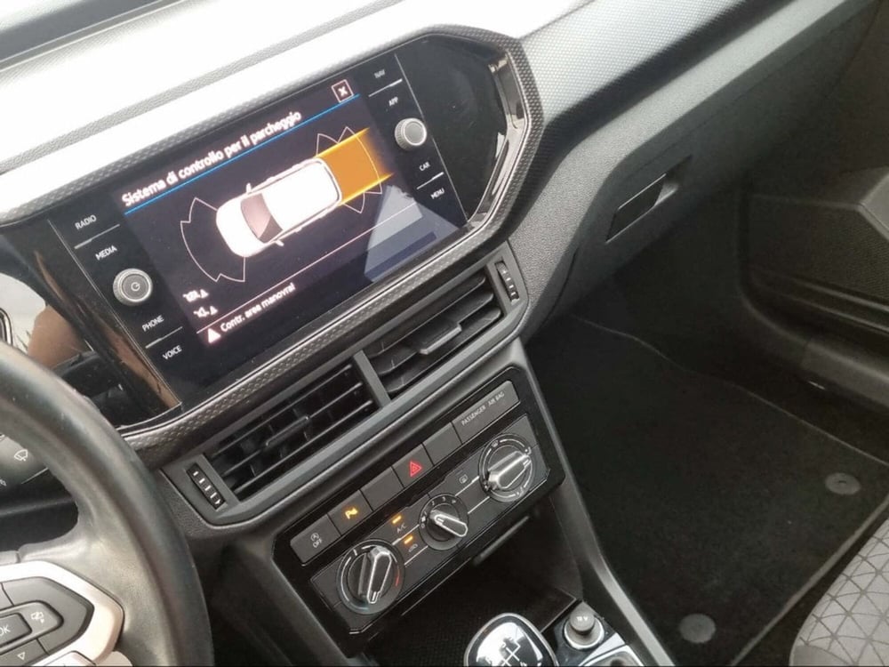 Volkswagen T-Cross usata a Livorno (14)