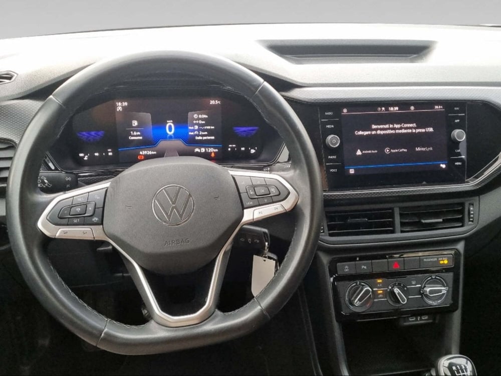 Volkswagen T-Cross usata a Livorno (8)