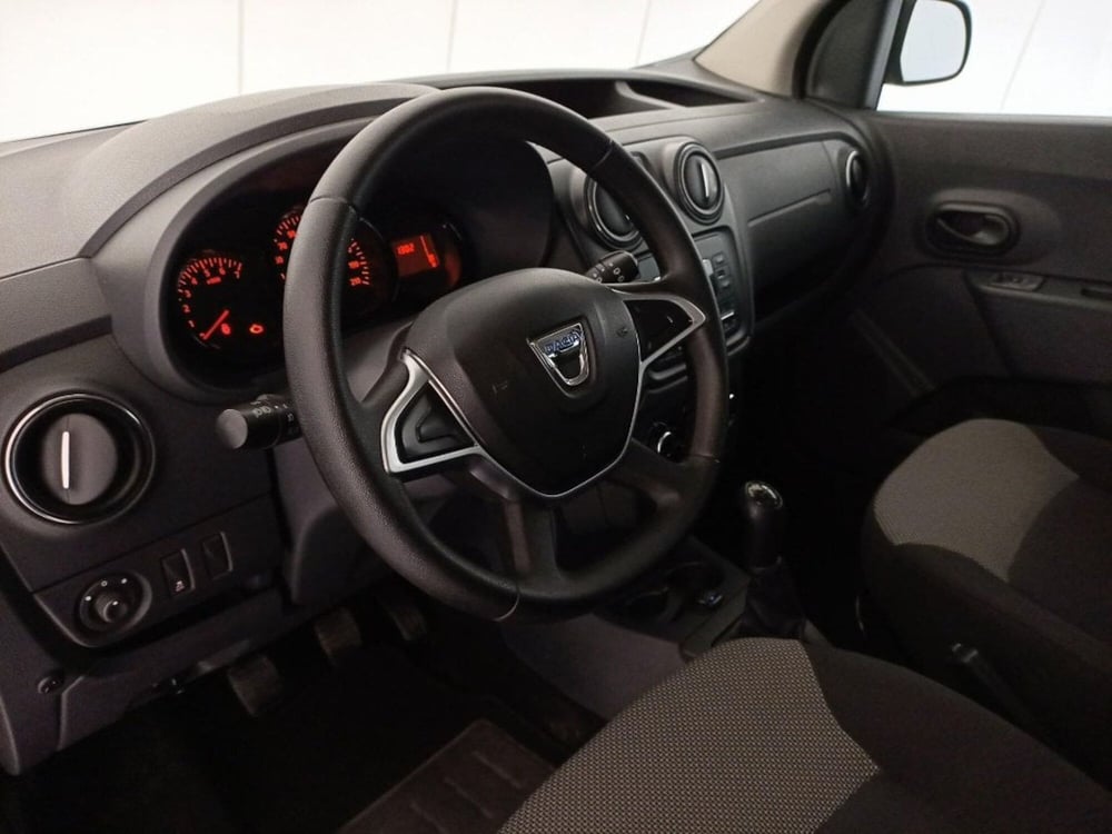 Dacia Dokker usata a Taranto (5)
