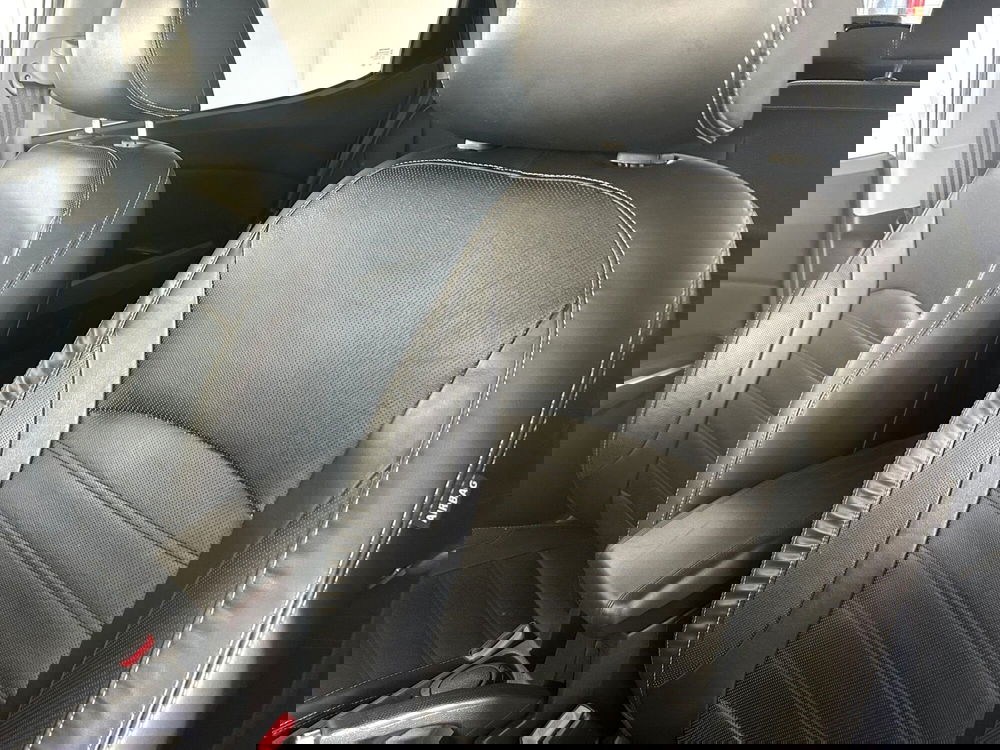 Ssangyong Tivoli usata a Ferrara (10)